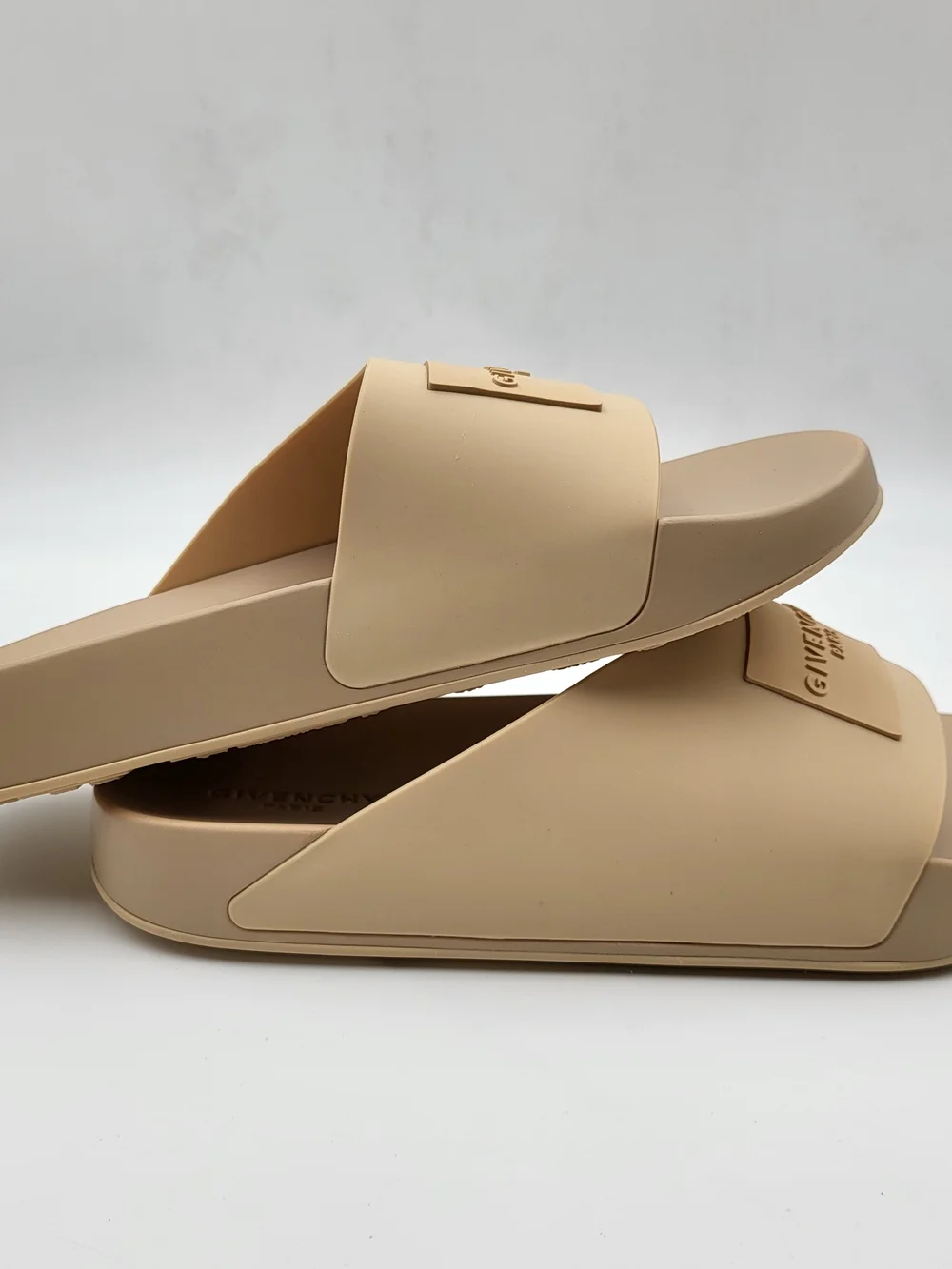 Givenchy Label Slide mules in rubber EU39 New!!! UNISEX..